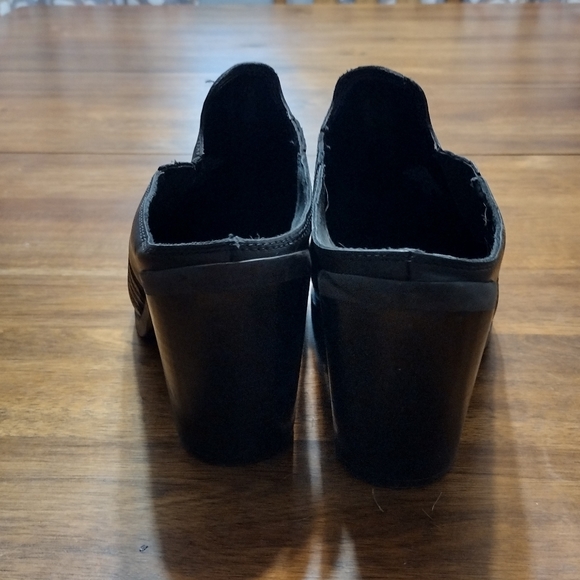 Marc Fisher LTD high heel clogs - Picture 7 of 7